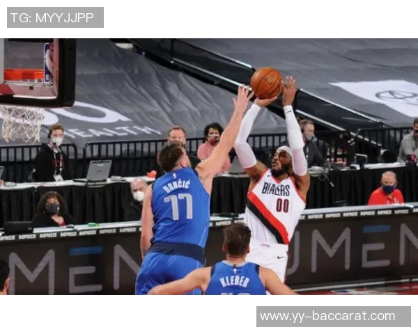 八村塁赛季首扣篮精彩瞬间回顾东契奇之前的勉强扣篮对比分析