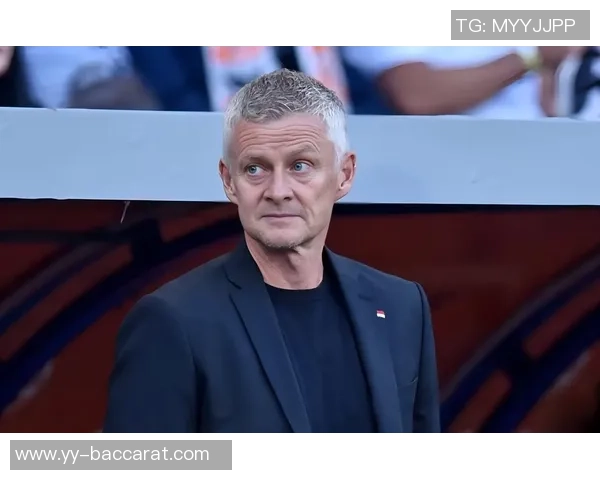 曼联高层今日与索尔斯克亚及卡里克进行重要面谈分析球队未来发展方向