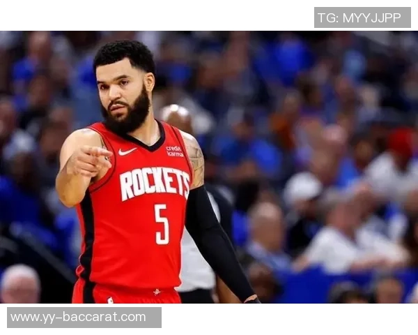 尚帕尼单场命中11记三分球追平范弗里特创下的落选秀纪录 尚帕尼单场命中11记三分球追平范弗里特创下的落选秀纪录